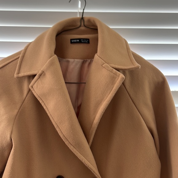 Overcoat - Picture 4 of 8